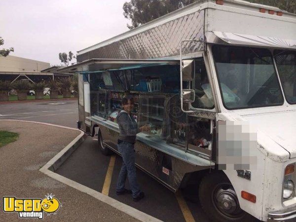 Chevy P30 Food Truck