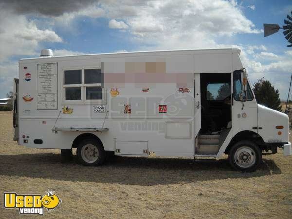 1999 - Freightliner StepVan Catering Food Truck