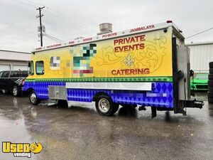 2004 Workhorse All-Purpose Food Truck with Fire Suppression System