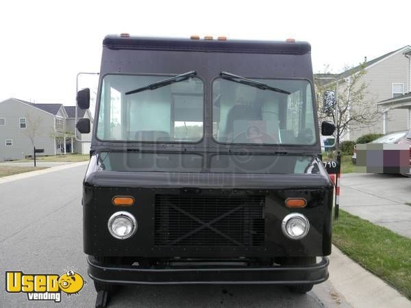 Freightliner Food Truck