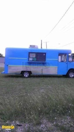 1987 - 21' Chevy P30 Shaved Ice Truck