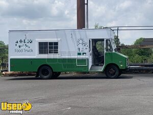 Chevrolet P30 Step Van All-Purpose Food Truck with 2021 Kitchen Build-Out