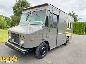 2002 Freightliner Food Truck | Mobile Street Vending Unit