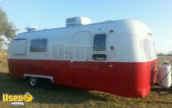 26' - Vintage Airstream Food Trailer