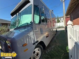 Versatile - 2001 26' Workhorse P42 DIY Mobile Food Truck Sale