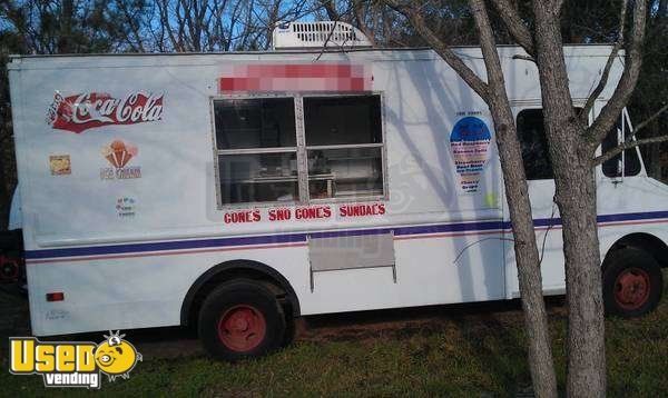 1987 - Chevrolet P30 Snow Cone Truck