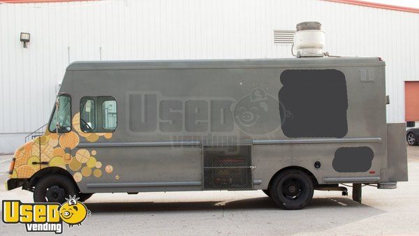 Chevy Workhorse Mobile Kitchen/ Food Truck