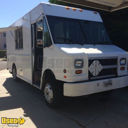 16' Freightliner Food Truck