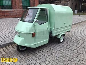 Charming - Piaggio Ape Mobile Tap Bar Beverage Tricycle