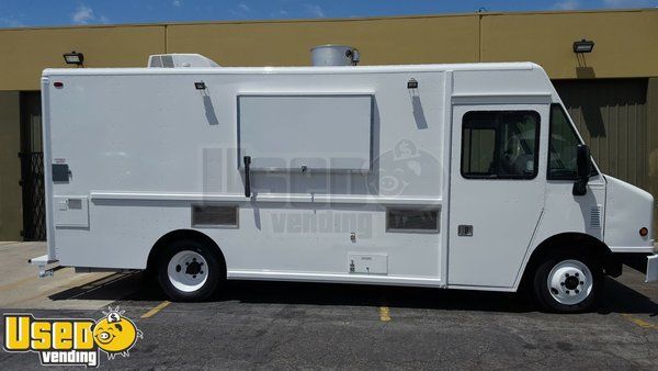 Freightliner Food Truck- NEW Kitchen