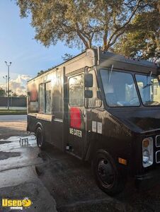 2001 GMC P3500 All-Purpose Food Truck with Fire Suppression System