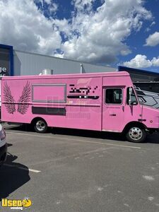 Commercially Equipped 2003 Chevrolet P42 Workhorse All-Purpose Food Truck