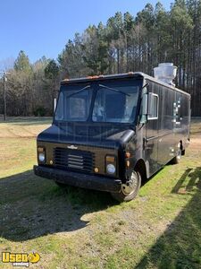 Used Chevrolet P30 Kitchen Food Truck with Pro-Fire System