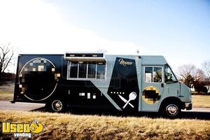 2010 30' Freightliner MT45 All-Purpose Food Truck with Fire Suppression System