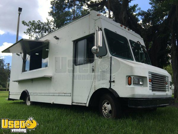 Well Equipped Chevrolet 24' P30 Mobile Kitchen Food Truck