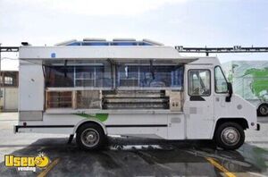 2006 Workhorse All-Purpose Food Truck with Fire Suppression System