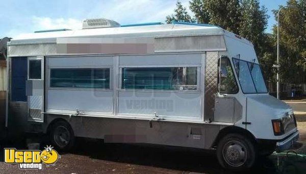 1993 - 22' GMC Food Truck / Lunch Truck