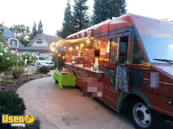 2003 - Chevy P42 Workhorse Food Truck