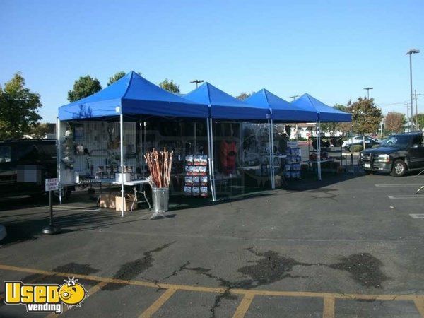 1987 - 20' x 8' Retail Display Trailer