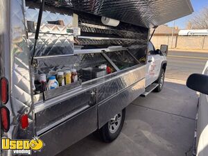 2015 Chevrolet Silverado 3500 Lunch Serving Food Truck / Canteen Truck