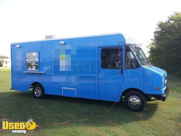 1996 - Chevy Utilimaster 350 Shaved Ice Truck