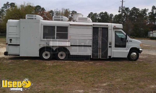 28' Custom Built Catering Truck