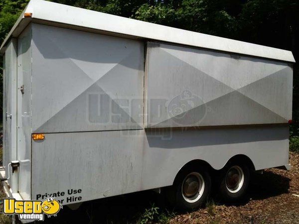 2004 - 14' x 8' Supreme CF-14 3 Door Retail Concession Trailer