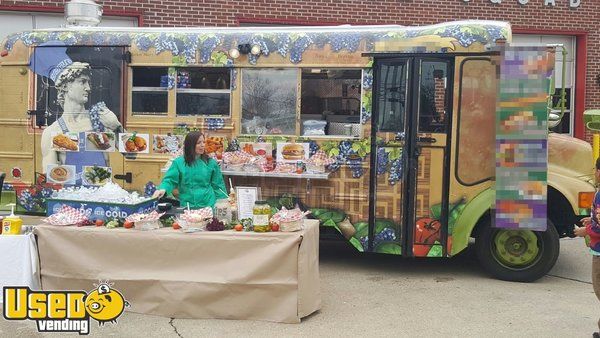 Food Truck / Bus / Mobile Kitchen