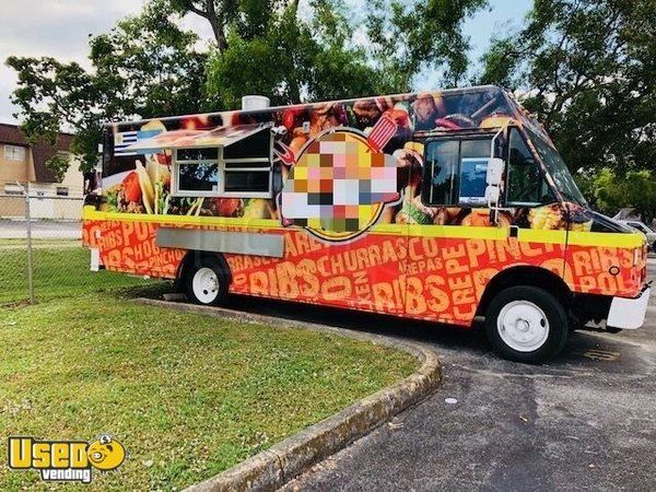 22' Freightliner Food Truck