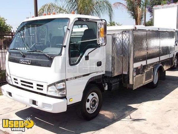 2006 Isuzu NPR Catering Truck