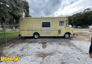 Vintage - 1970 Grumman Olson  All-Purpose Food Truck