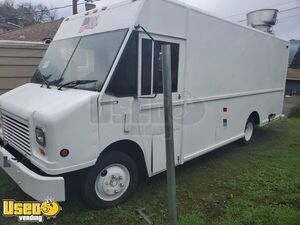 2005 26' Freightliner All-purpose Food Truck | Mobile Food Unit