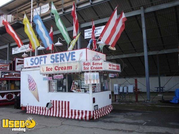 1990 Wells Cargo Soft Serve Ice Cream Concession Trailer