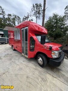 Like New - 2018 Ford E450 All-Purpose Food Truck with Wheelchair Lift