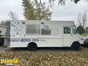 LOADED 24' Chevrolet P30 Diesel Food Truck with Lightly Used 2021 Kitchen