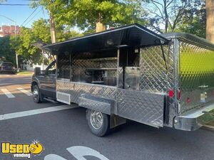 LOW MILEAGE - 2003  Ford F350 Super Duty Lunch Serving Food Truck