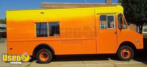 1998 - Chevrolet P30 Food Truck