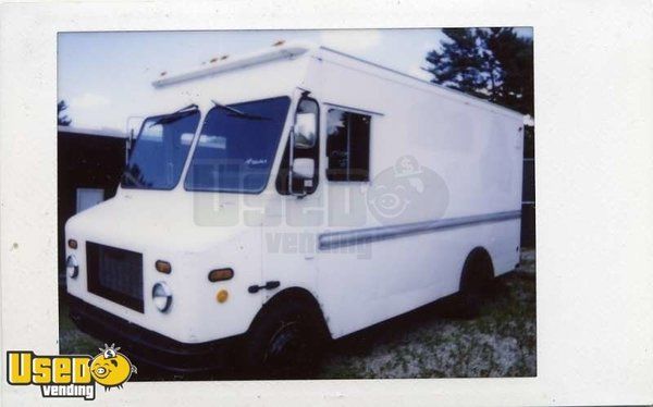 Freightliner Box Truck for Food Truck Conversion