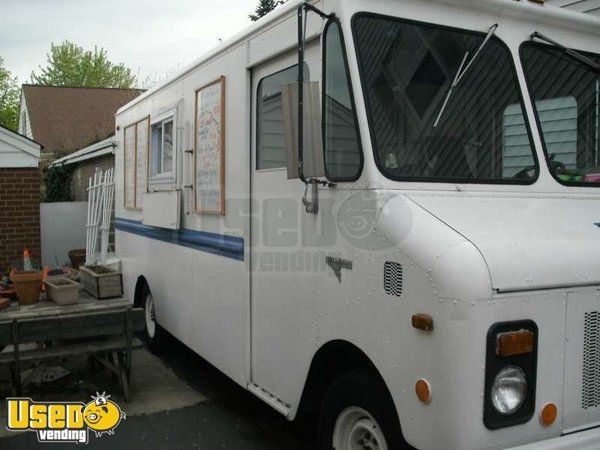 Grumman International Working Food Concession Truck