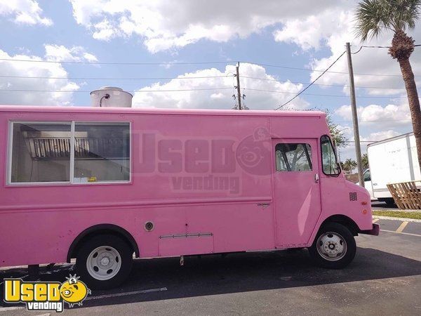 Well-Equipped Stepvan Kitchen Food Truck/Used Mobile Kitchen