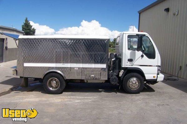 2006- Chevrolet / Isuzu 3500 Food Truck