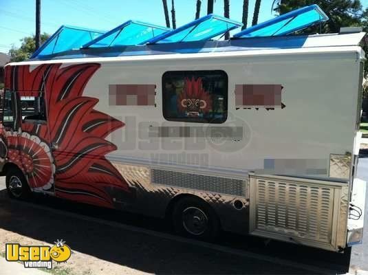 1997 - Chevy P30 Food Truck