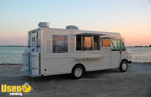 Freightliner Food Truck