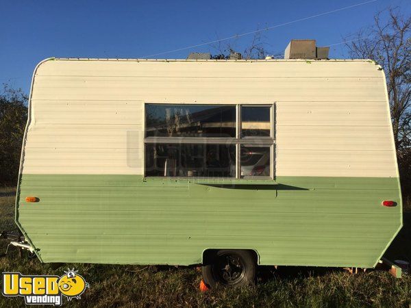 7.5' x 13.5' Food Concession Trailer