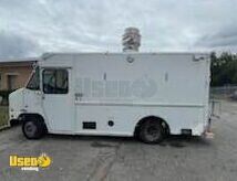 2004 Ford All-Purpose Food Truck | Mobile Kitchen Unit