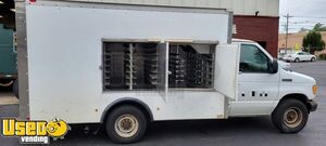 Ready to Work - 2005 Ford E350 Hot and Cold Delivery Food Truck