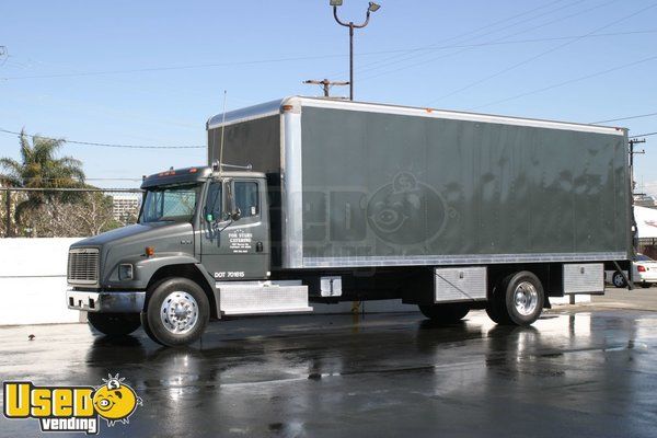 Freightliner Food Truck