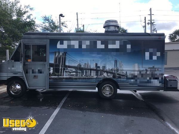 2001 Chevy Workhorse Mobile Kitchen Loaded Used Food Truck