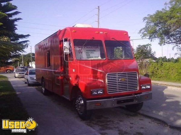 1988  30' x 8' Chevy Food Truck