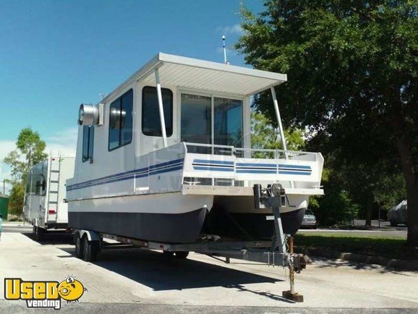 2006 - 33' Catamaran Cruiser Houseboat Mobile Kitchen